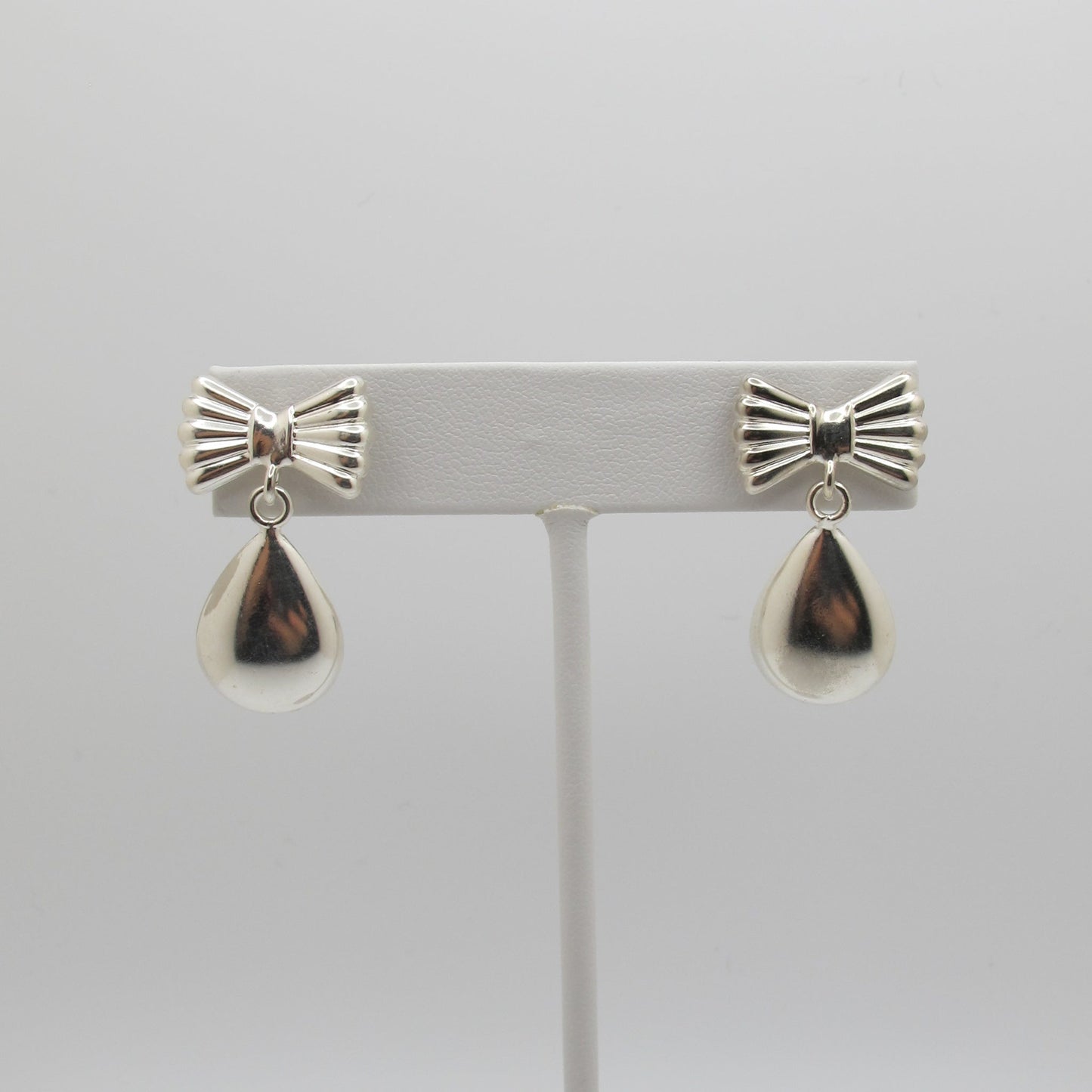 Vintage Silver Teardrop Earrings